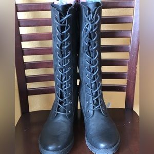 Black Lace-Up Heeled Boots